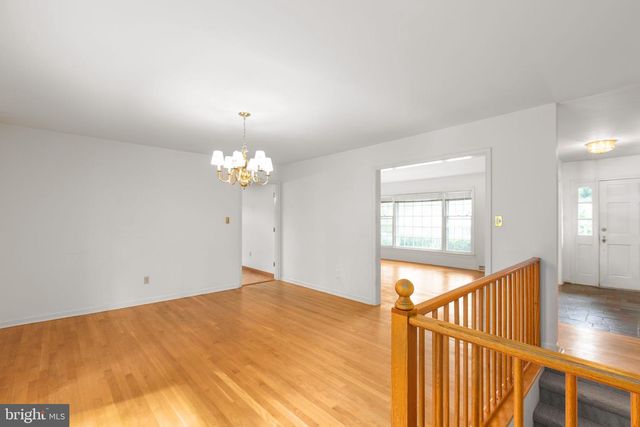 109 WOODLAND RD, Fredericksburg, VA 22401