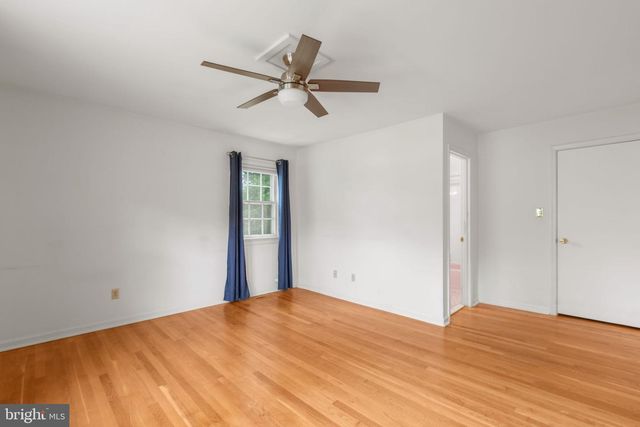 109 WOODLAND RD, Fredericksburg, VA 22401
