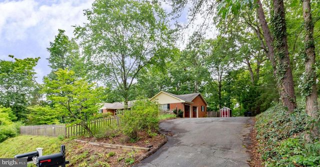 109 WOODLAND RD, Fredericksburg, VA 22401