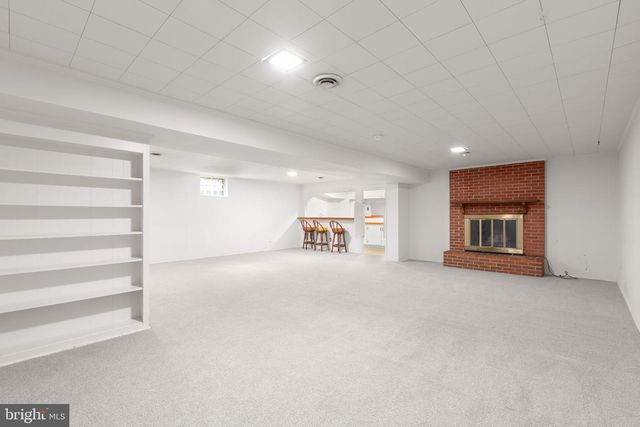 109 WOODLAND RD, Fredericksburg, VA 22401