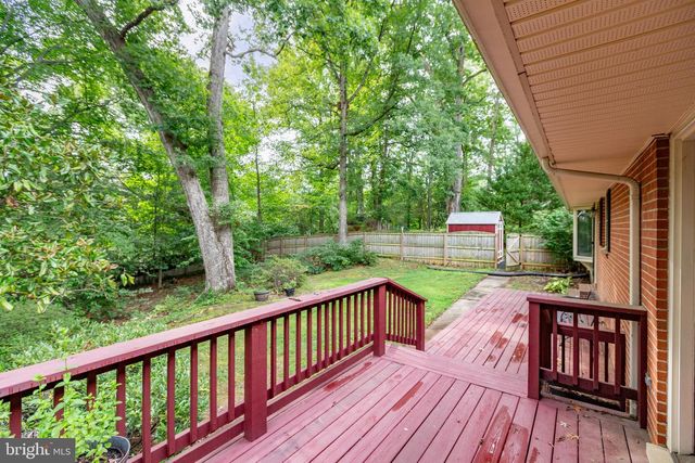 109 WOODLAND RD, Fredericksburg, VA 22401
