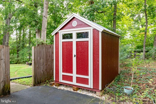 109 WOODLAND RD, Fredericksburg, VA 22401