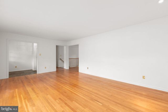 109 WOODLAND RD, Fredericksburg, VA 22401