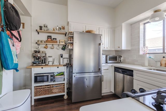 2013 Heatherbrook Drive, Grapevine, TX 76051