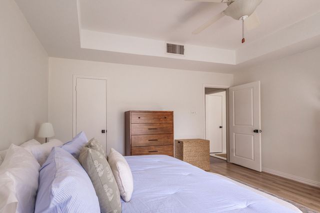 2013 Heatherbrook Drive, Grapevine, TX 76051