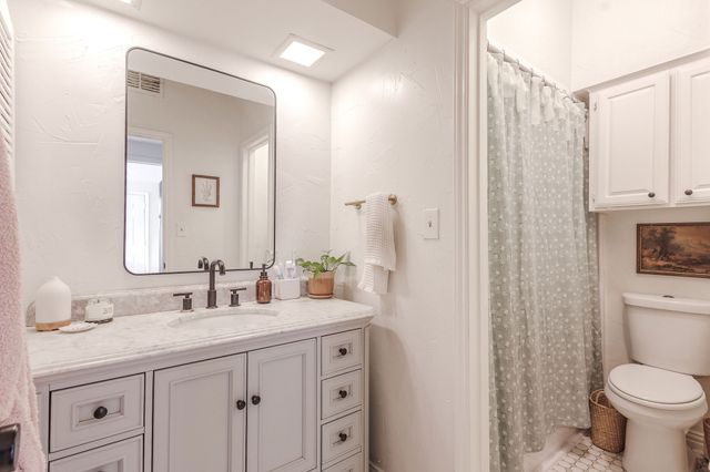 2013 Heatherbrook Drive, Grapevine, TX 76051