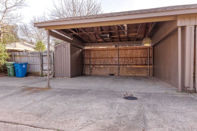 2013 Heatherbrook Drive, Grapevine, TX 76051