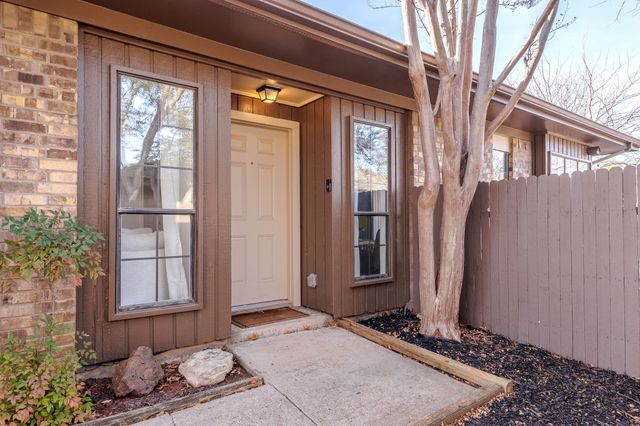 2013 Heatherbrook Drive, Grapevine, TX 76051