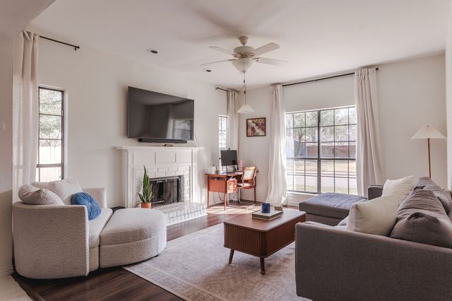 2013 Heatherbrook Drive, Grapevine, TX 76051