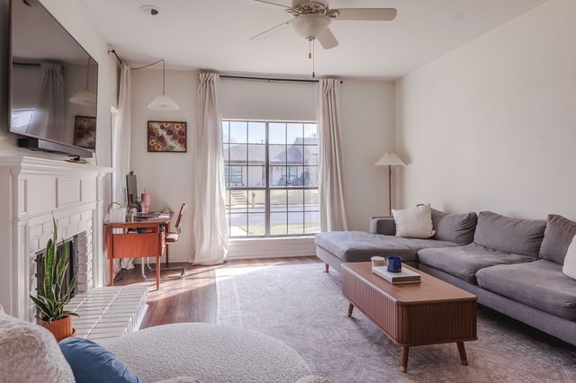 2013 Heatherbrook Drive, Grapevine, TX 76051