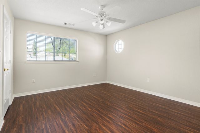 5308 Collinwood Avenue, Fort Worth, TX 76107