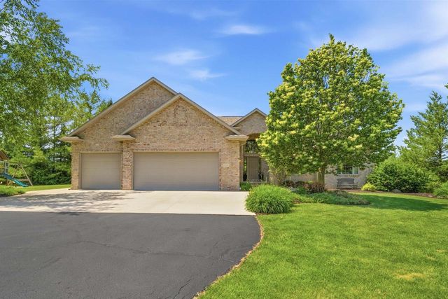 N983 FOX SPRINGS DRIVE, Greenville, WI 54942