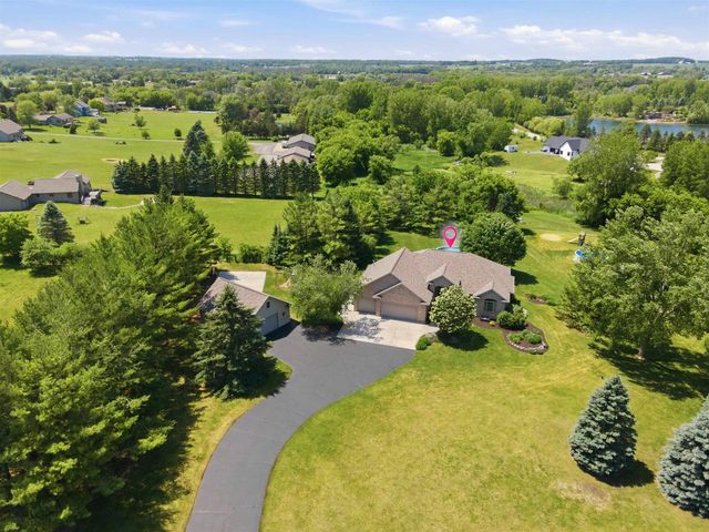 N983 FOX SPRINGS DRIVE, Greenville, WI 54942