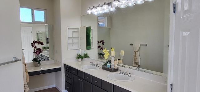 322 S Central Pkwy, Mountain House, CA 95391