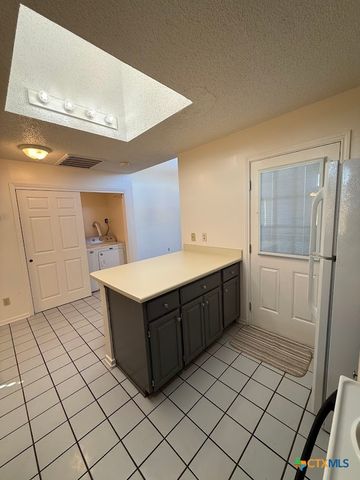 116 Campbell Drive 15, Canyon Lake, TX 78133