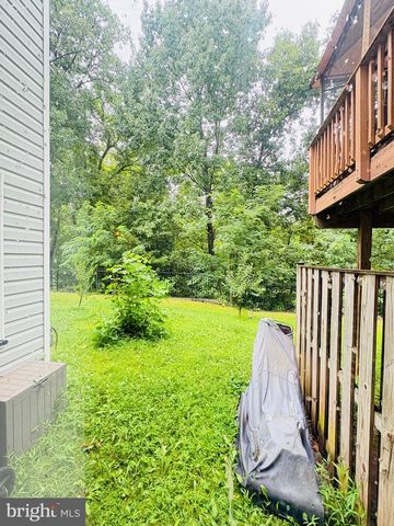 8268 LINBLAKE CT, Manassas, VA 20111