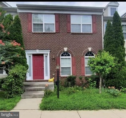 8268 LINBLAKE CT, Manassas, VA 20111