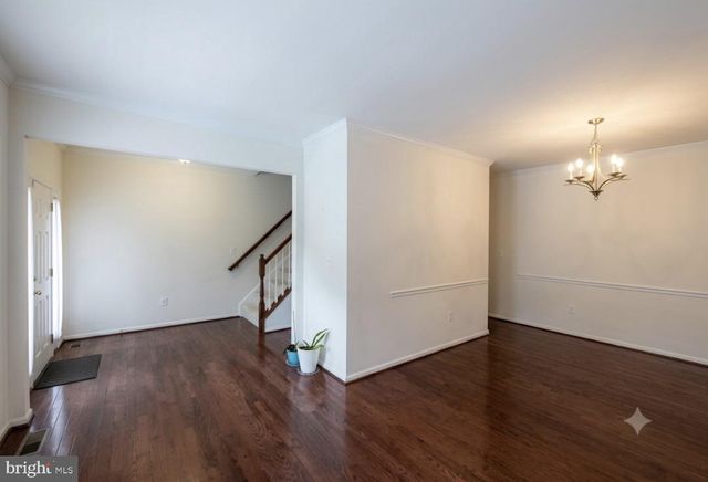 8268 LINBLAKE CT, Manassas, VA 20111
