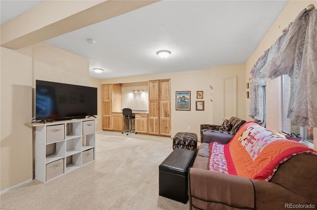 79 Red Oak Court, Erie, CO 80516