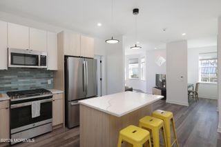 6 W End Court 311, Long Branch, NJ 07740