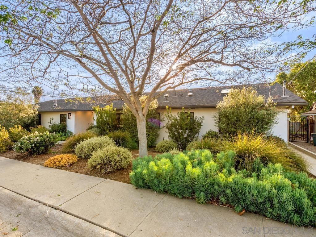 Image 1 of property listing at 8804 Robinhood Lane, La Jolla, CA 92037