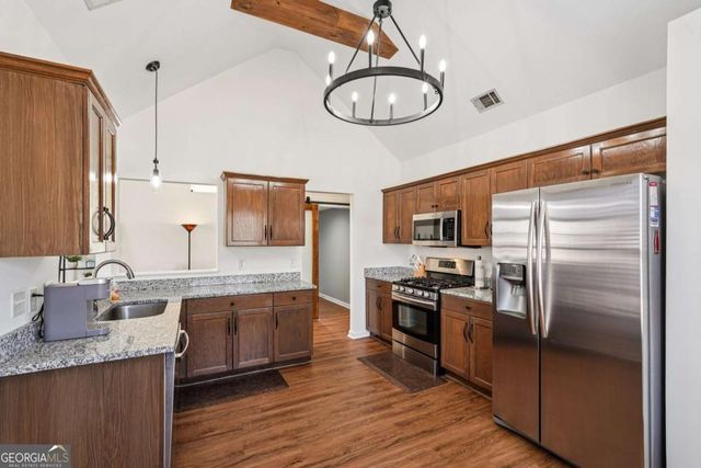 27 Moreland Circle, Hiram, GA 30141