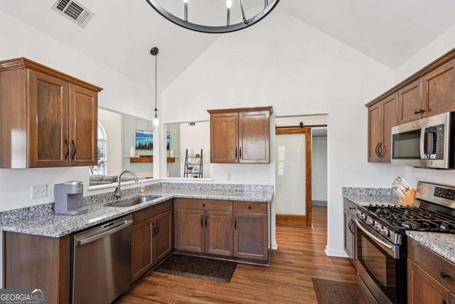 27 Moreland Circle, Hiram, GA 30141