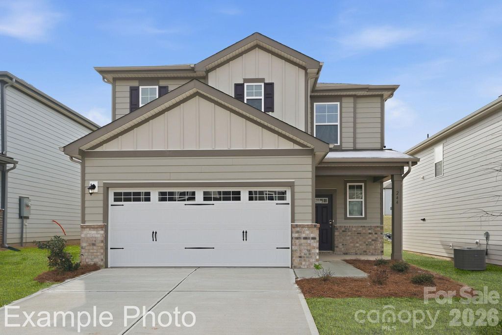 2938 31st Street NE, Hickory, NC 28601