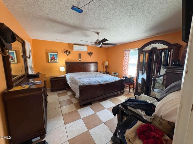 2012 White Memorial Church Road, Willow Spring, NC 27592