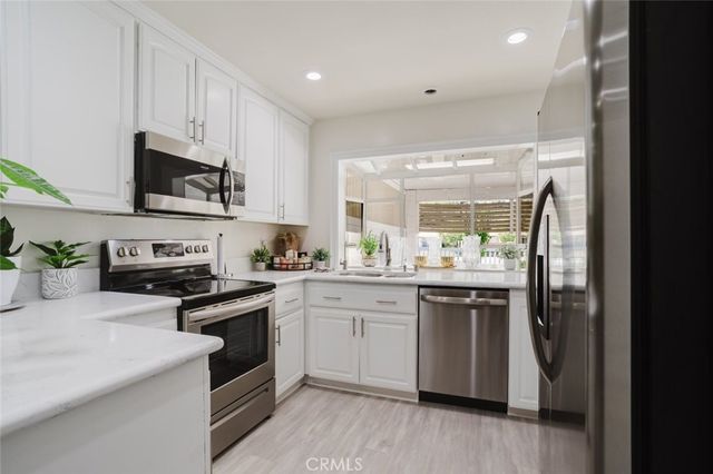 26483 Fairway Circle, Newhall, CA 91321