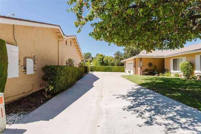 26483 Fairway Circle, Newhall, CA 91321