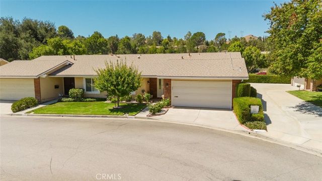 26483 Fairway Circle, Newhall, CA 91321