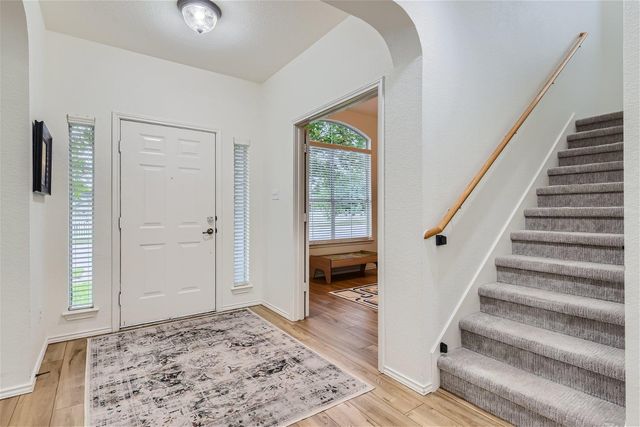 1717 Thompson TRL, Round Rock, TX 78664
