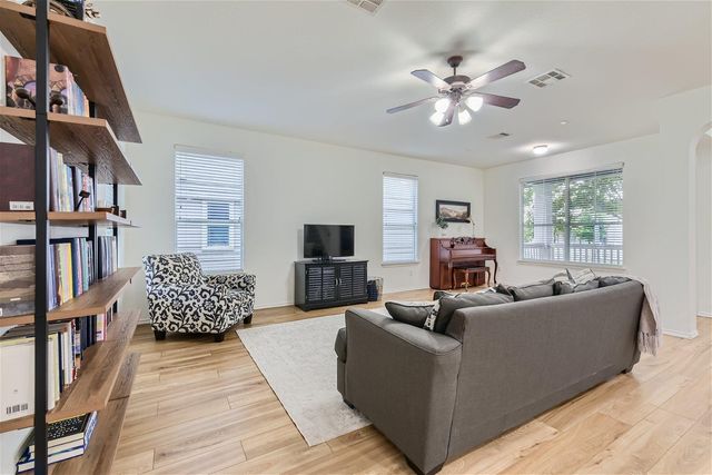 1717 Thompson TRL, Round Rock, TX 78664