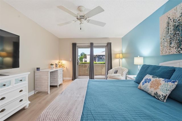 1304 13TH CIRCLE SE 110, Largo, FL 33771