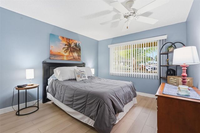 1304 13TH CIRCLE SE 110, Largo, FL 33771