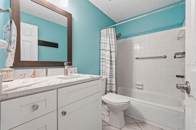 1304 13TH CIRCLE SE 110, Largo, FL 33771