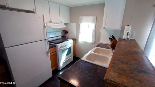 269 N WINCHESTER Road 2, Apache Junction, AZ 85119