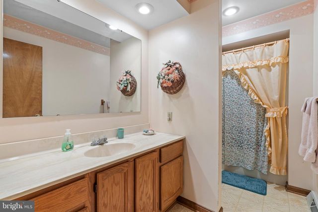 12810 KENDING LN, Clear Spring, MD 21722