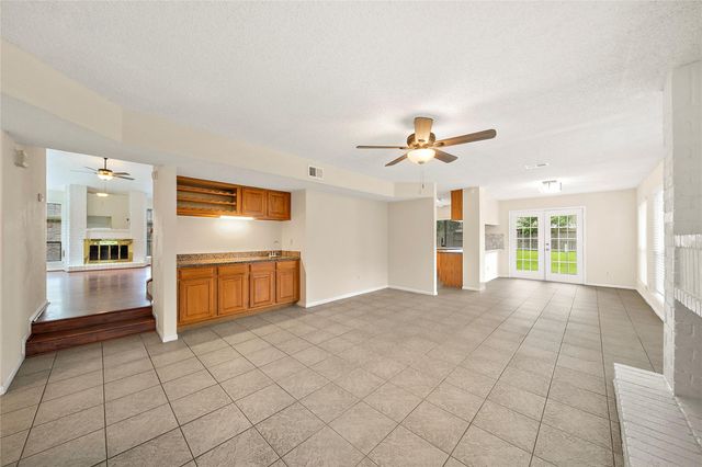 2206 Greencove Lane, Sugar Land, TX 77479