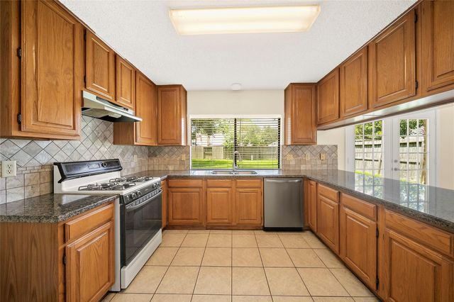 2206 Greencove Lane, Sugar Land, TX 77479