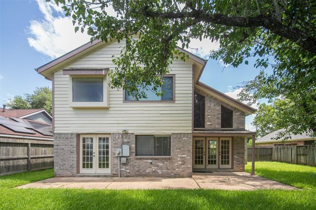 2206 Greencove Lane, Sugar Land, TX 77479