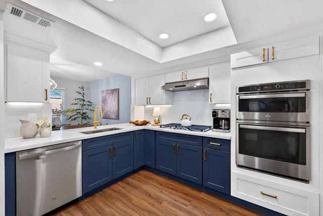 890 Oak Park Drive, Morgan Hill, CA 95037