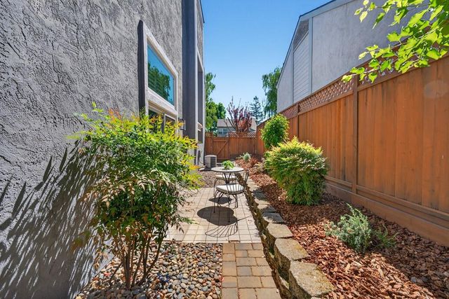 890 Oak Park Drive, Morgan Hill, CA 95037