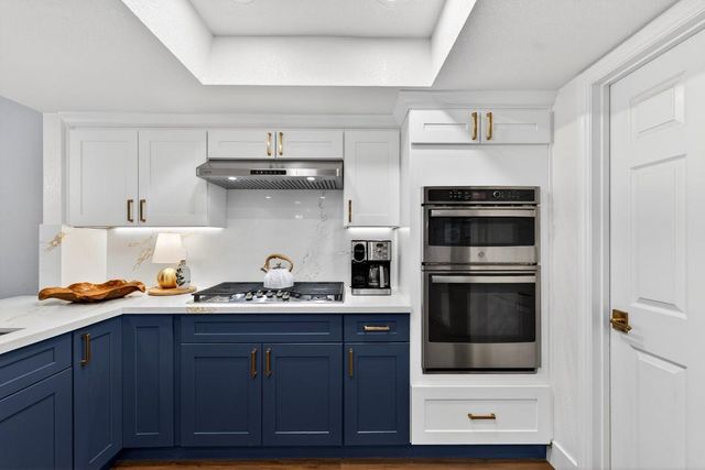 890 Oak Park Drive, Morgan Hill, CA 95037