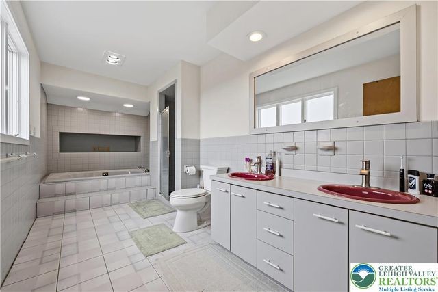 1421 Greene Hill Court, Weisenberg Twp, PA 19530