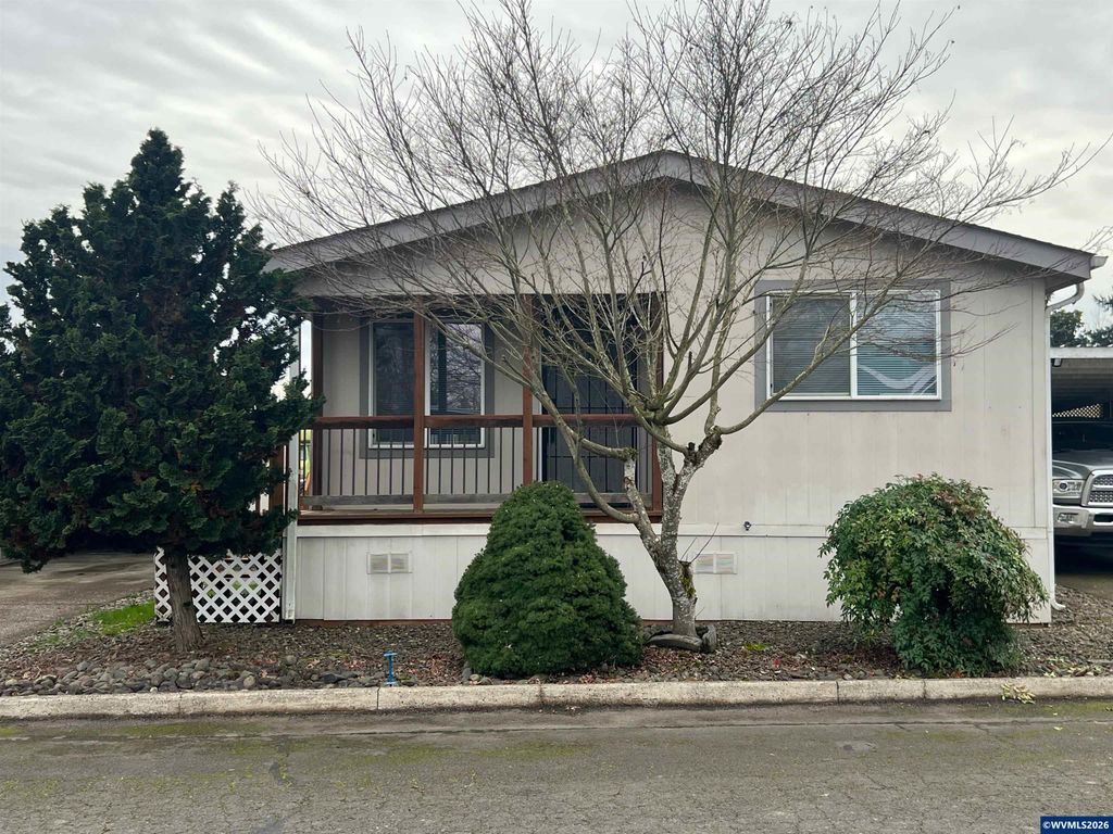 Image 1 of property listing at 1005 Ferry St 26, Dayton, OR 97114