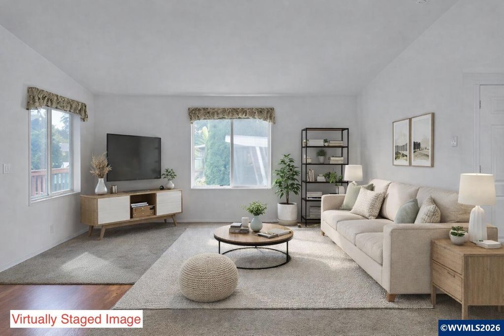 Image 7 of property listing at 1005 Ferry St 26, Dayton, OR 97114