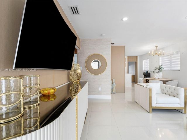 550 NW 58th Ave, Miami, FL 33126