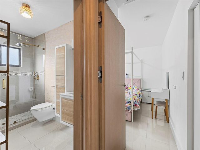 550 NW 58th Ave, Miami, FL 33126